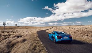 Preview wallpaper audi, r8, v10, side view, blue, road, grass