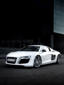 Preview wallpaper audi, r8, white, building