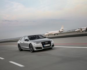 Preview wallpaper audi s8, audi, car, gray, speed, road