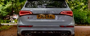 Preview wallpaper audi sq5, audi, car, white, back view