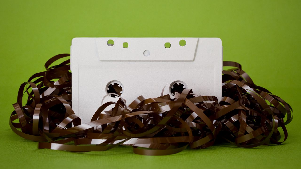 Wallpaper audio cassette, music, retro, white
