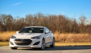 Preview wallpaper auto, white, side view