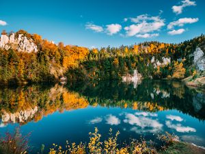 Preview wallpaper autumn, lake, trees, water, reflection