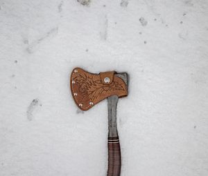 Preview wallpaper ax, metal, snow