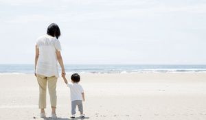 Preview wallpaper baby, mother, walking, beach