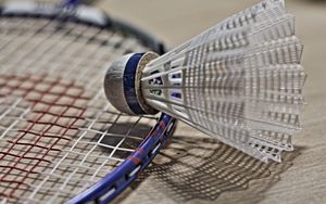 Preview wallpaper badminton, racket, shuttlecock