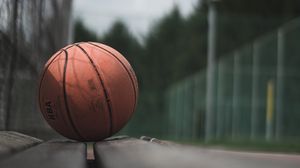 Preview wallpaper ball, basketball, bench, sport, game