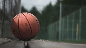 Preview wallpaper ball, basketball, bench, sport, game