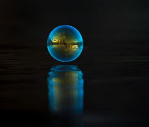 Preview wallpaper ball, bubble, reflection