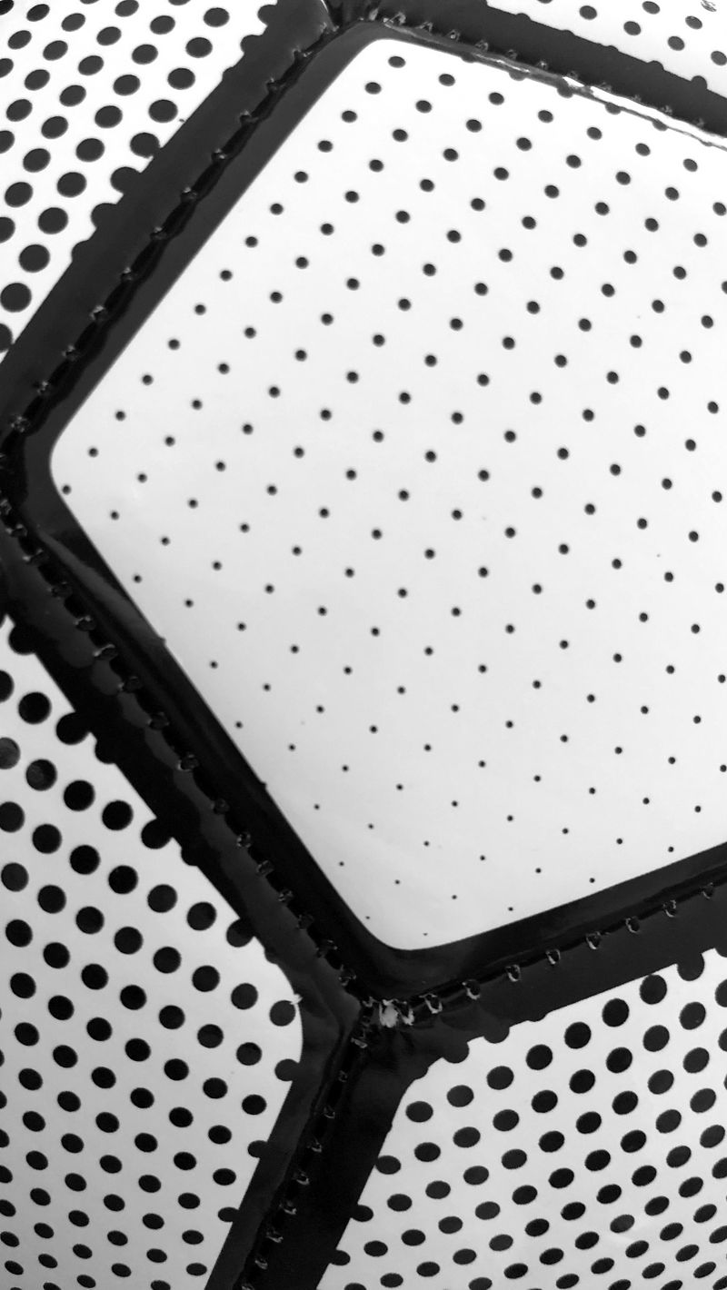 800x1420 Wallpaper ball, dots, black and white, sports