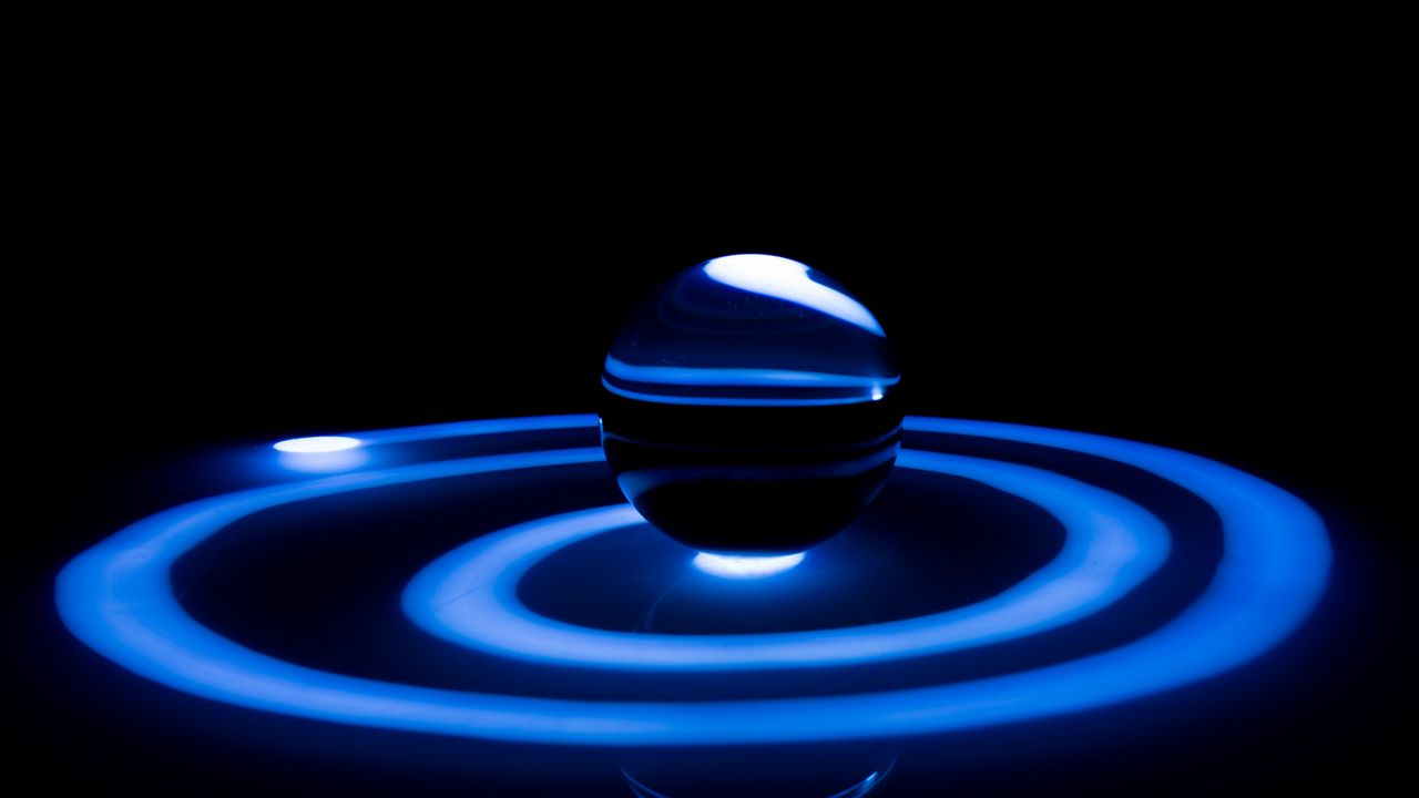 Wallpaper ball, glass, light, spiral, dark, blue