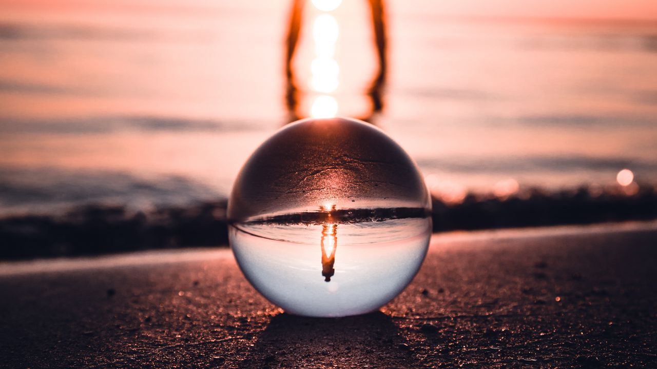 Wallpaper ball, glass, reflection, silhouette