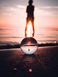 Preview wallpaper ball, glass, reflection, silhouette