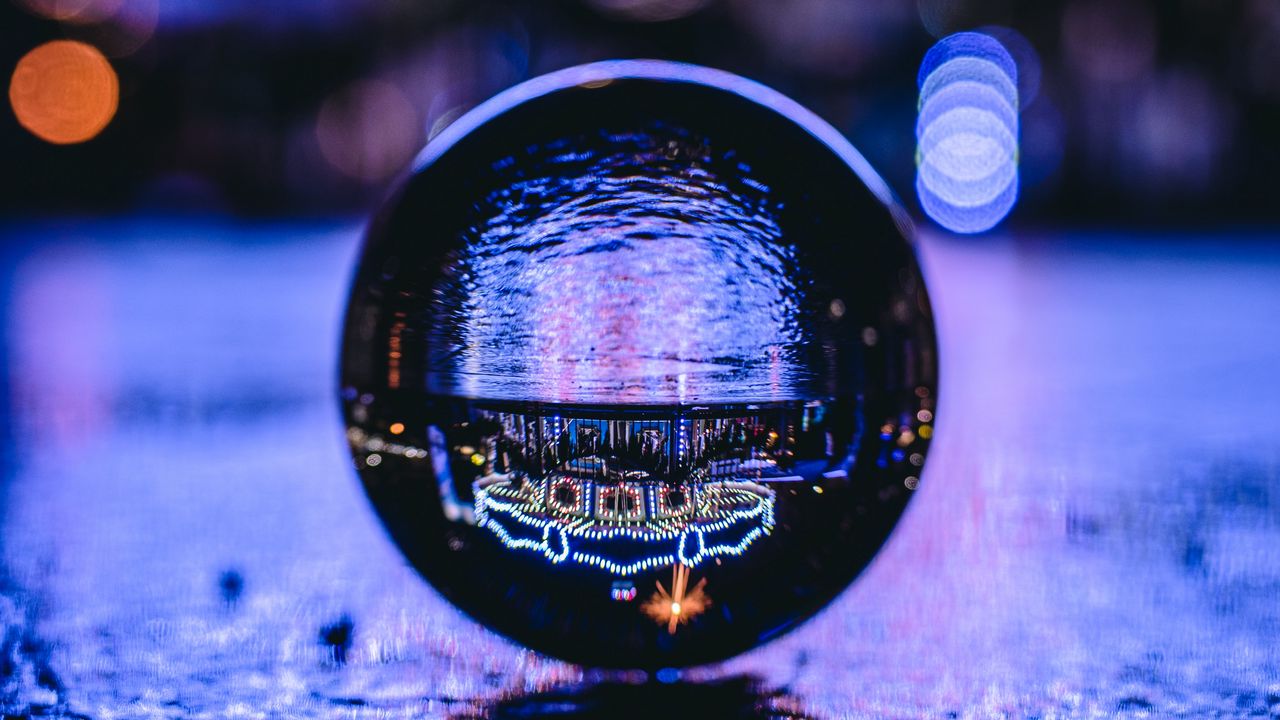 Wallpaper ball, glass, transparent, glare, bokeh