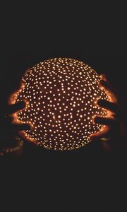 Preview wallpaper ball, hands, glow, dark