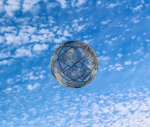 Preview wallpaper ball, net, sky, shape