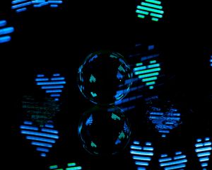Preview wallpaper ball, reflection, heart, neon