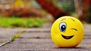 Preview wallpaper ball, smile, happy, toy