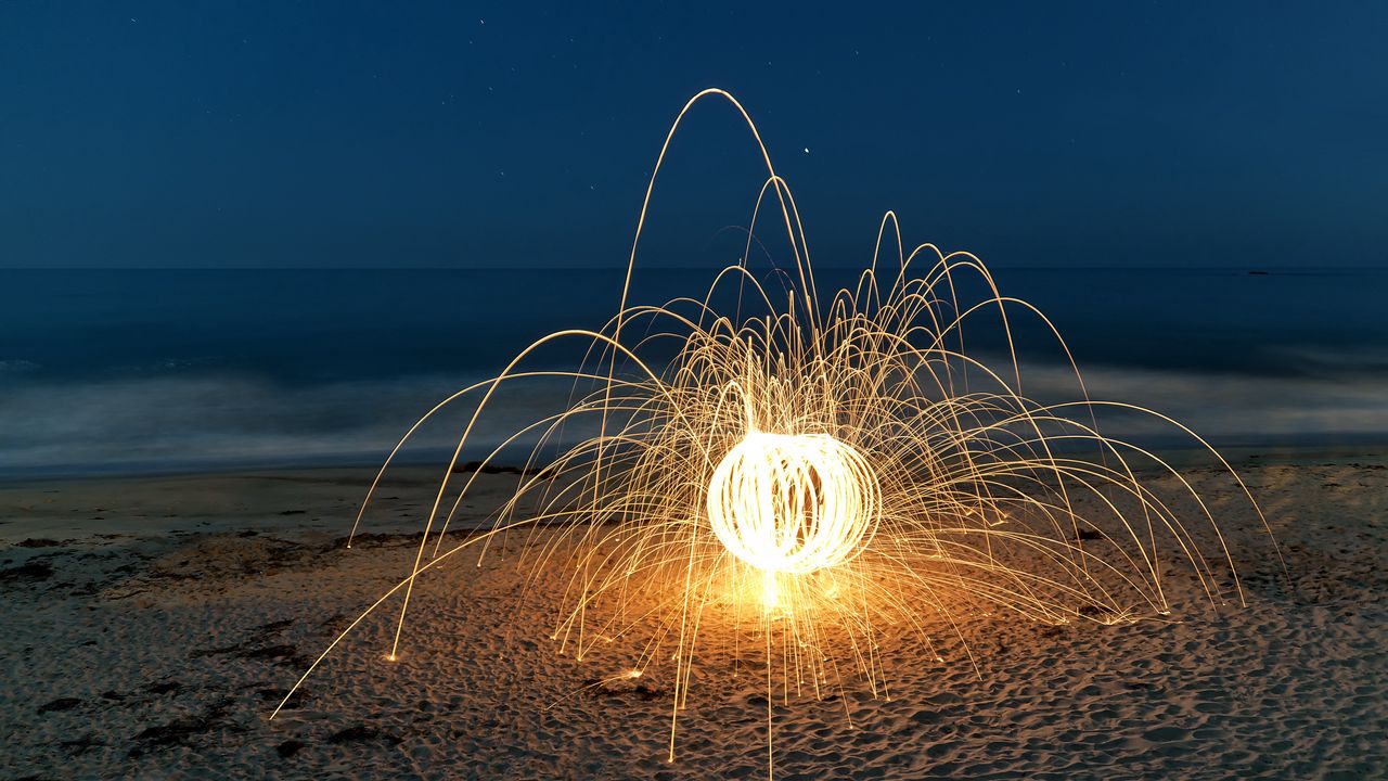 Wallpaper ball, sparks, freezelight, glow, night