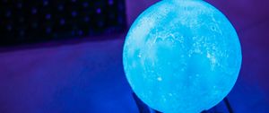 Preview wallpaper ball, sphere, light, glow, lamp