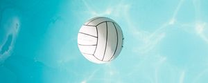 Preview wallpaper ball, water, flight