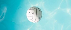 Preview wallpaper ball, water, flight