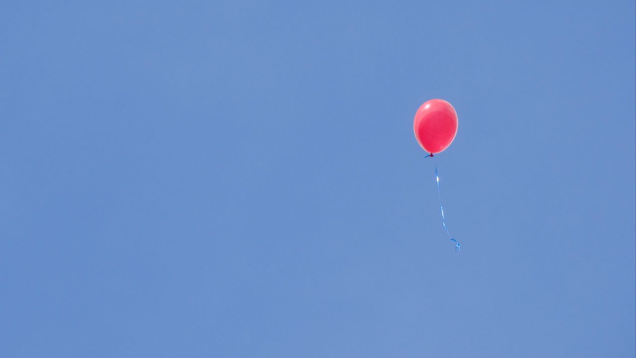 Wallpaper balloon, flight, lonely, sky