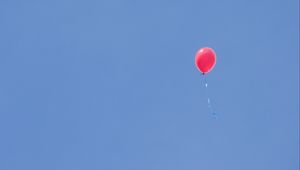 Preview wallpaper balloon, flight, lonely, sky