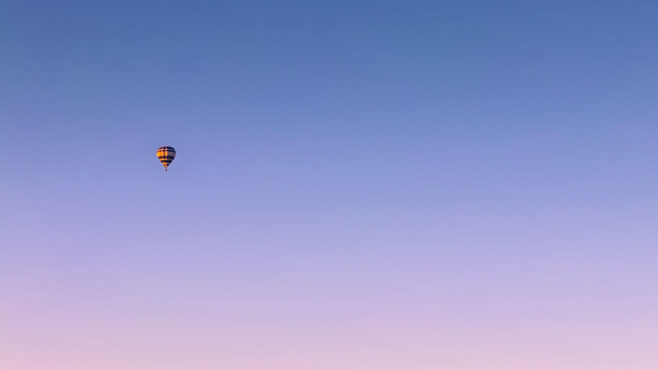 Wallpaper balloon, flight, sky, gradient