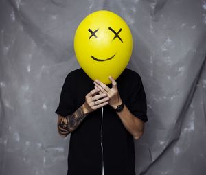 Preview wallpaper balloon, hands, smiley, tattoo