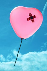 Preview wallpaper balloon, heart, pink, sky