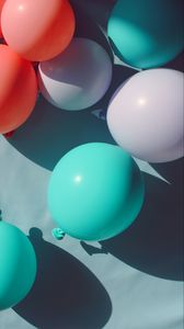 Preview wallpaper balloons, balls, glare