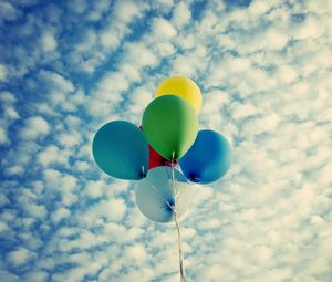 Preview wallpaper balloons, colorful, clouds, sky, flight