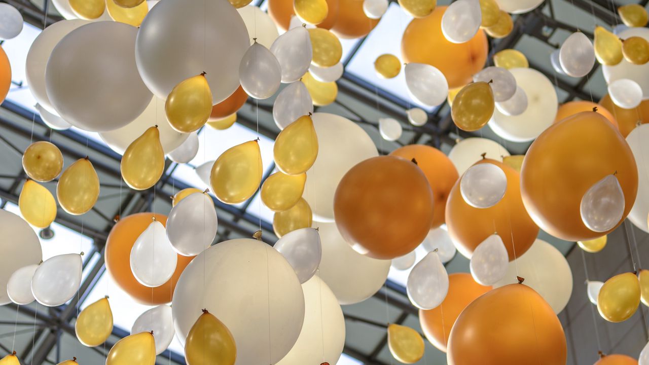 Wallpaper balloons, decoration, decor