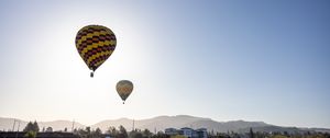 Preview wallpaper balloons, flight, sky