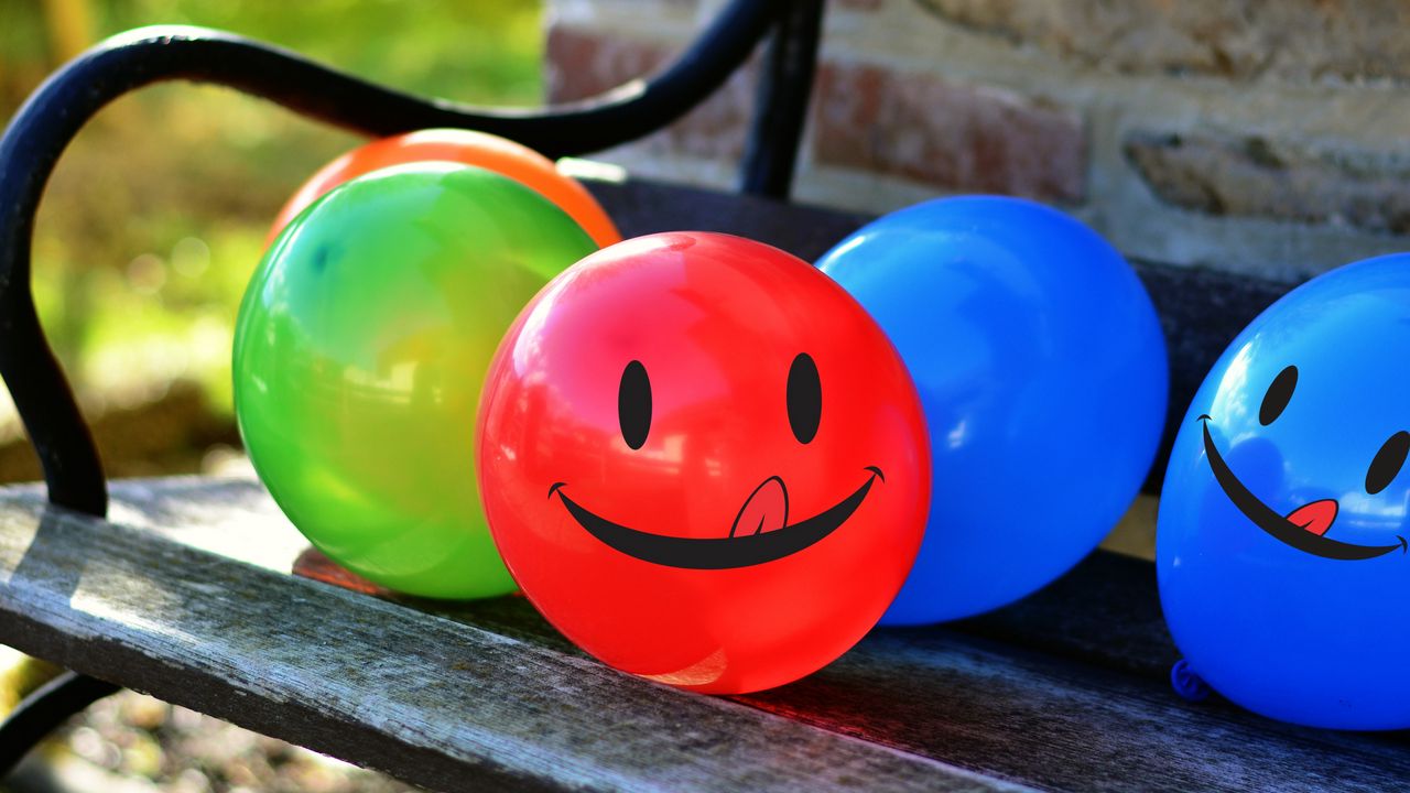 Wallpaper balloons, smile, smiley, colorful