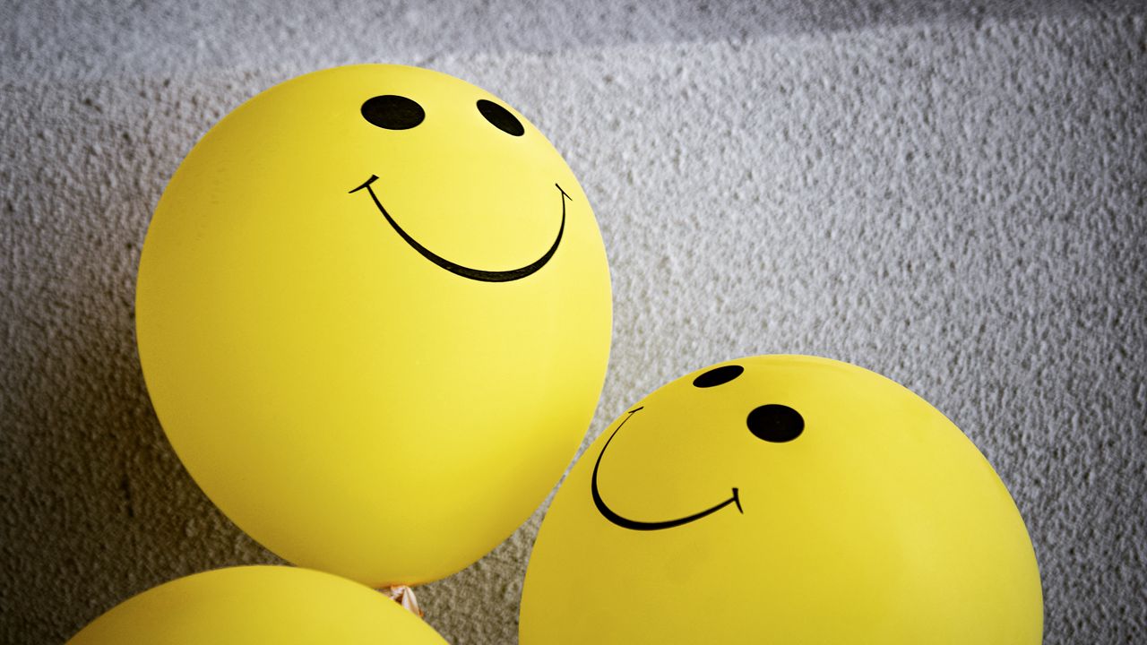 Wallpaper balloons, smiles, emoticons, yellow