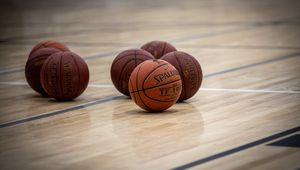 Preview wallpaper balls, basketball, sport