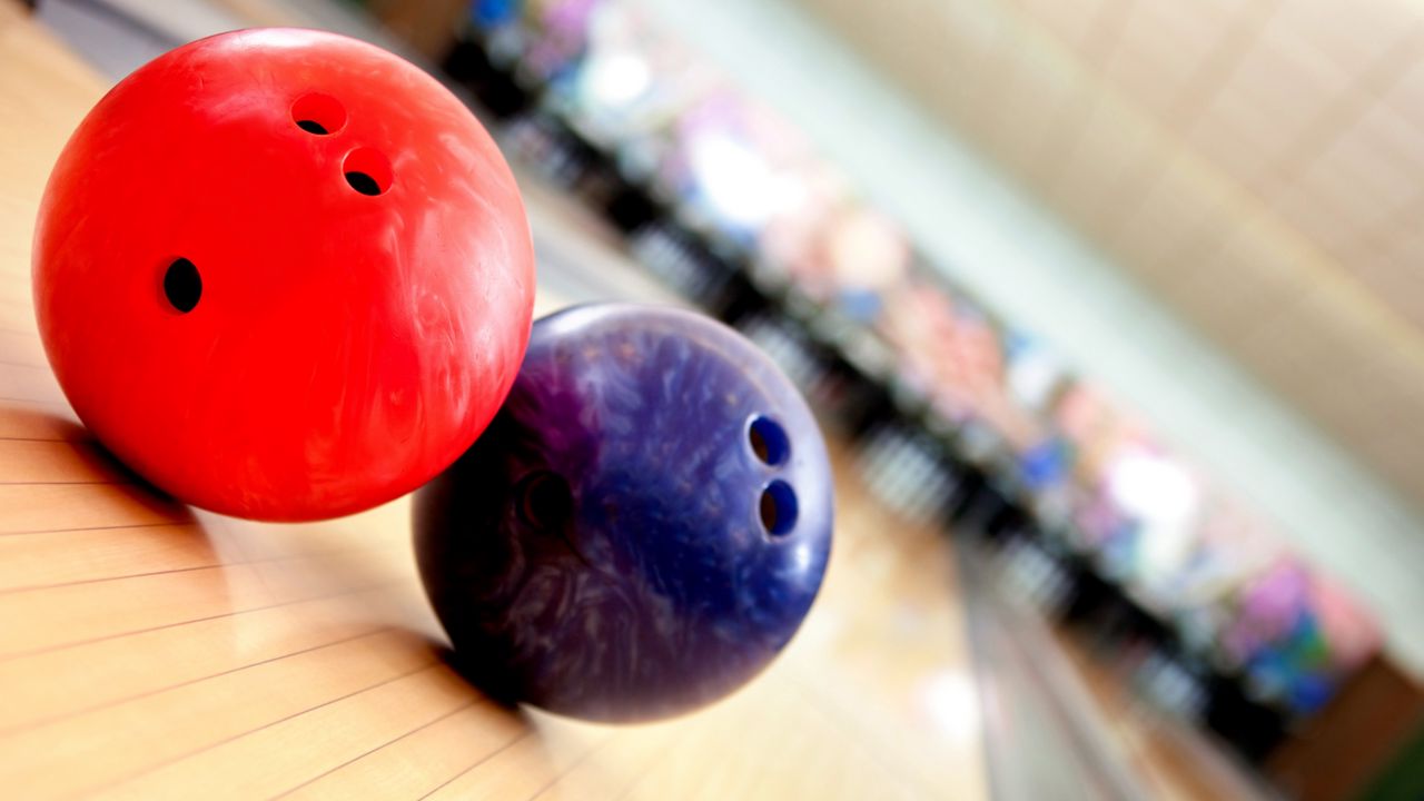 Wallpaper balls, bowling, game