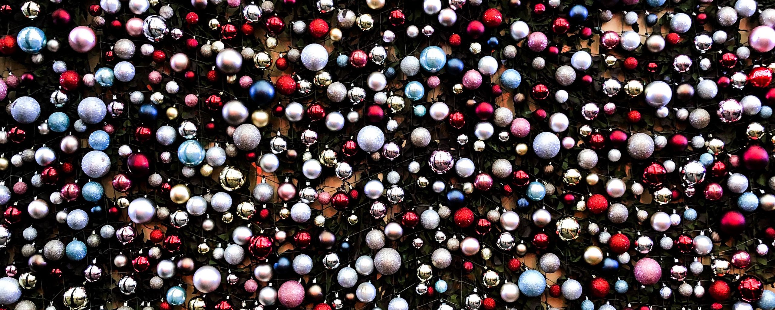 2560x1024 Wallpaper balls, decorations, colorful, christmas, new year