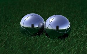 Preview wallpaper balls, grass, reflection