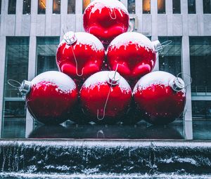 Preview wallpaper balls, red, sculpture