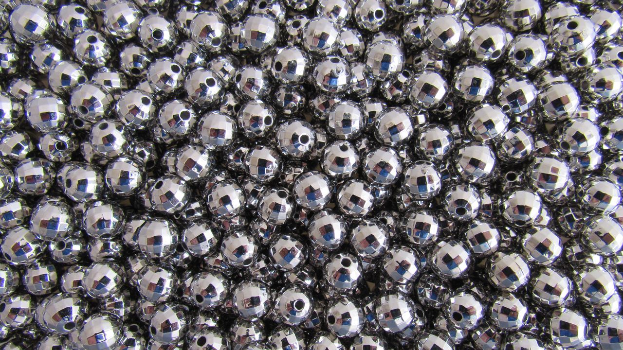Wallpaper balls, shapes, shine