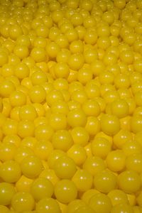 Preview wallpaper balls, yellow, shapes