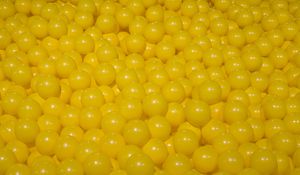 Preview wallpaper balls, yellow, shapes