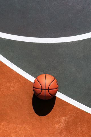 320x480 Wallpaper basketball, ball, basketball court