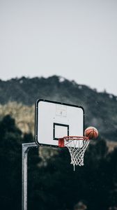 Preview wallpaper basketball, ball, basketball hoop, throw