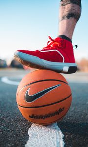 Preview wallpaper basketball ball, basketball, leg, playground