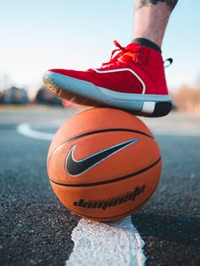 Preview wallpaper basketball ball, basketball, leg, playground