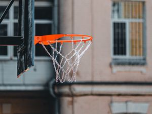 Preview wallpaper basketball, basketball backboard, chains, ring